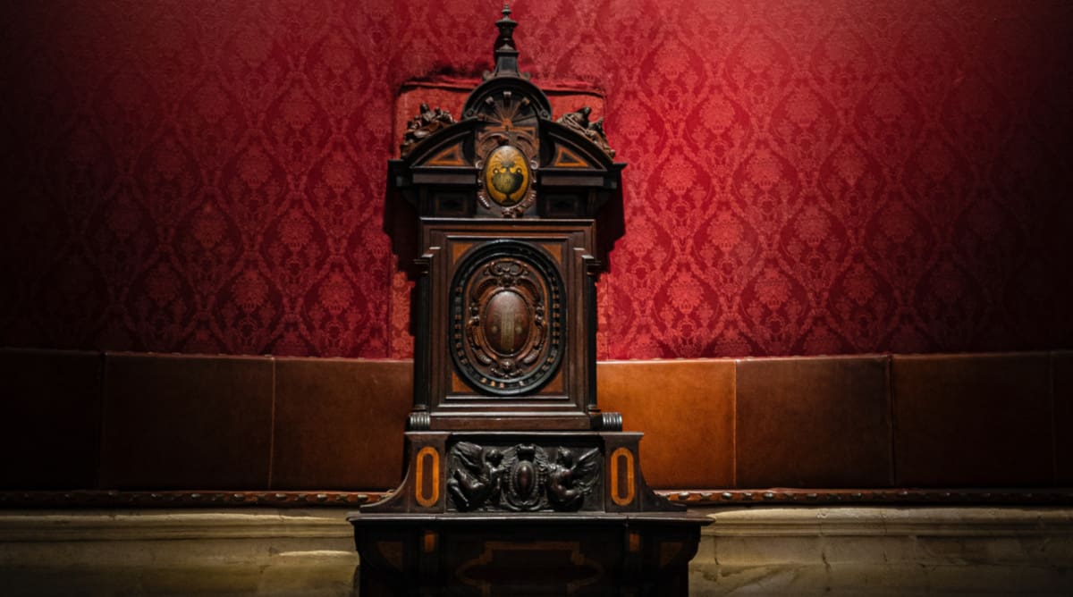 Approaching the Throne of Christ the King