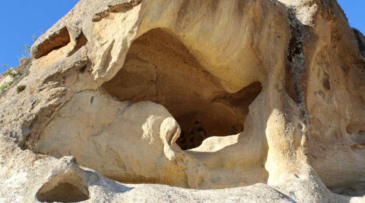 The Letters of St. Paul of the Cross: Entering the Cleft of the Rock–Jesus’ Wounded Side